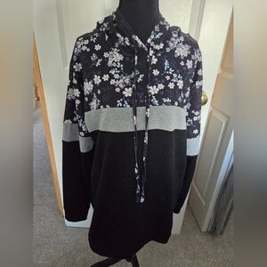 Floral Black and Gray Women's Hoodie